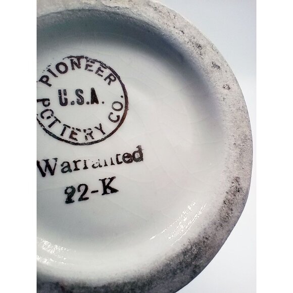 Vintage 22K Gold Luster Vase Pioneer Pottery USA Iridescent Pearl Double Handle - Picture 15 of 16